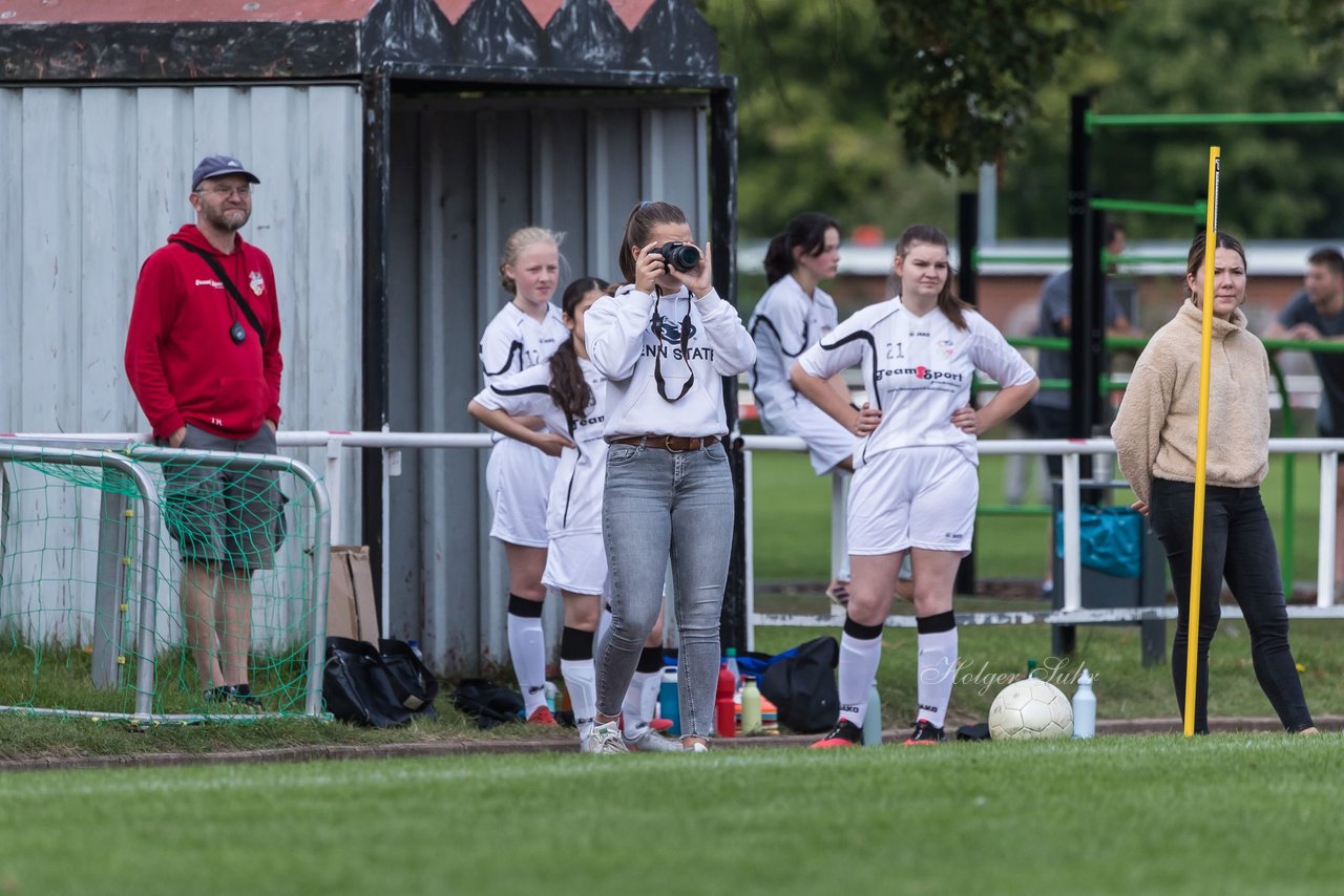 Bild 188 - wBJ Kieler MTV - JFV Hanse Luebeck : Ergebnis: 0:6